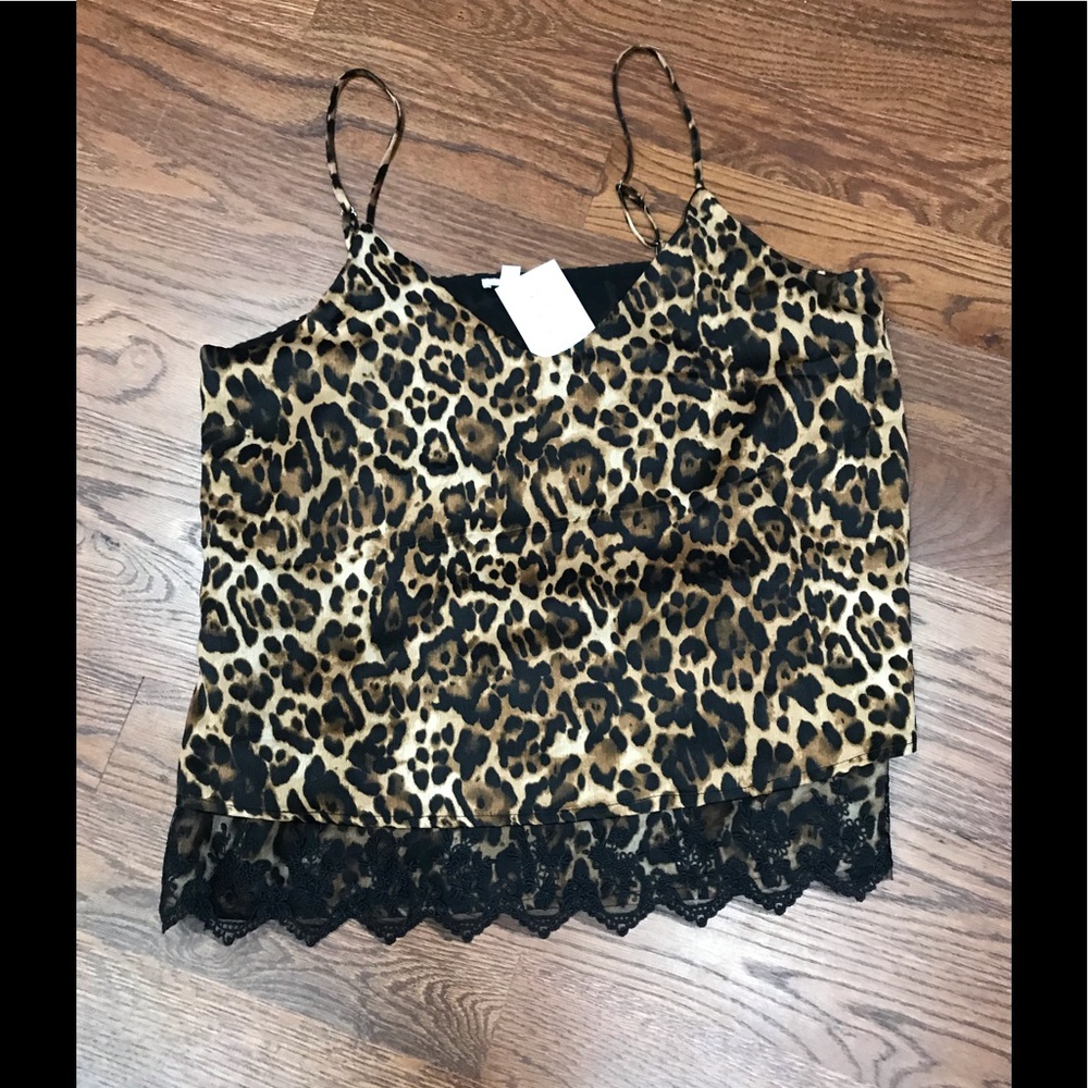 Camisole layered tank in stylish leopard print